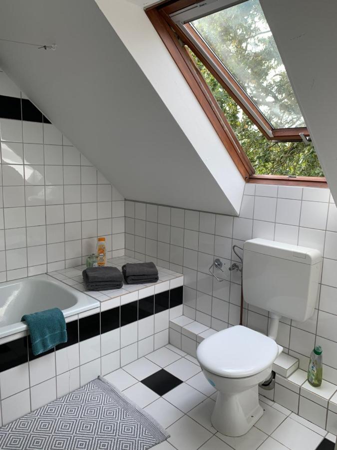 Kleines Apartment In Moenchengladbach-Neuwerk Exterior photo